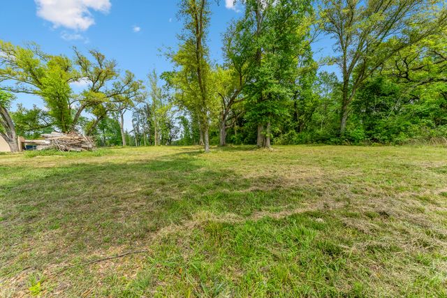 888 Sellers, Longville, LA 70652