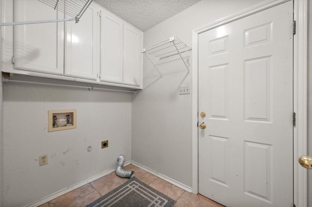 2207 Hunter View Court, Arlington, TX 76013