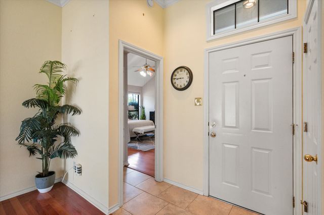 2207 Hunter View Court, Arlington, TX 76013