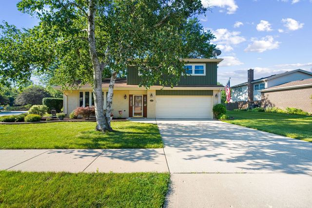 2143 E Peachtree Lane, Arlington Heights, IL 60004