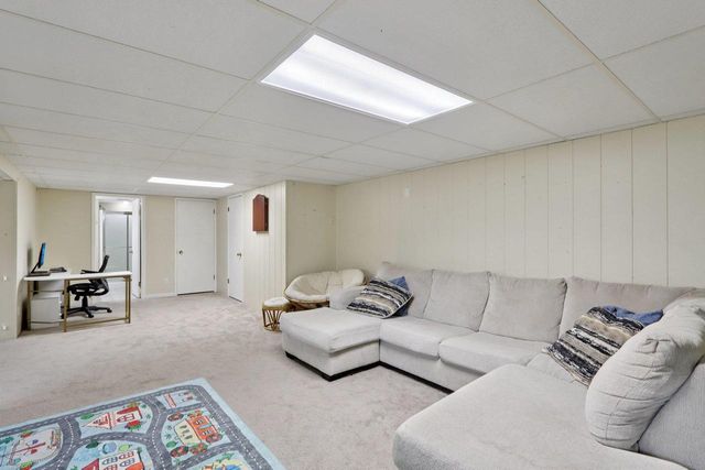 890 Blaser Court, Sun Prairie, WI 53590