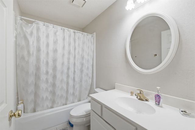 923 Newport Drive, Mesquite, TX 75149