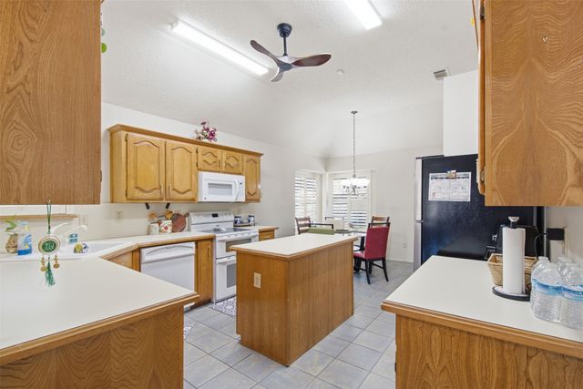 923 Newport Drive, Mesquite, TX 75149