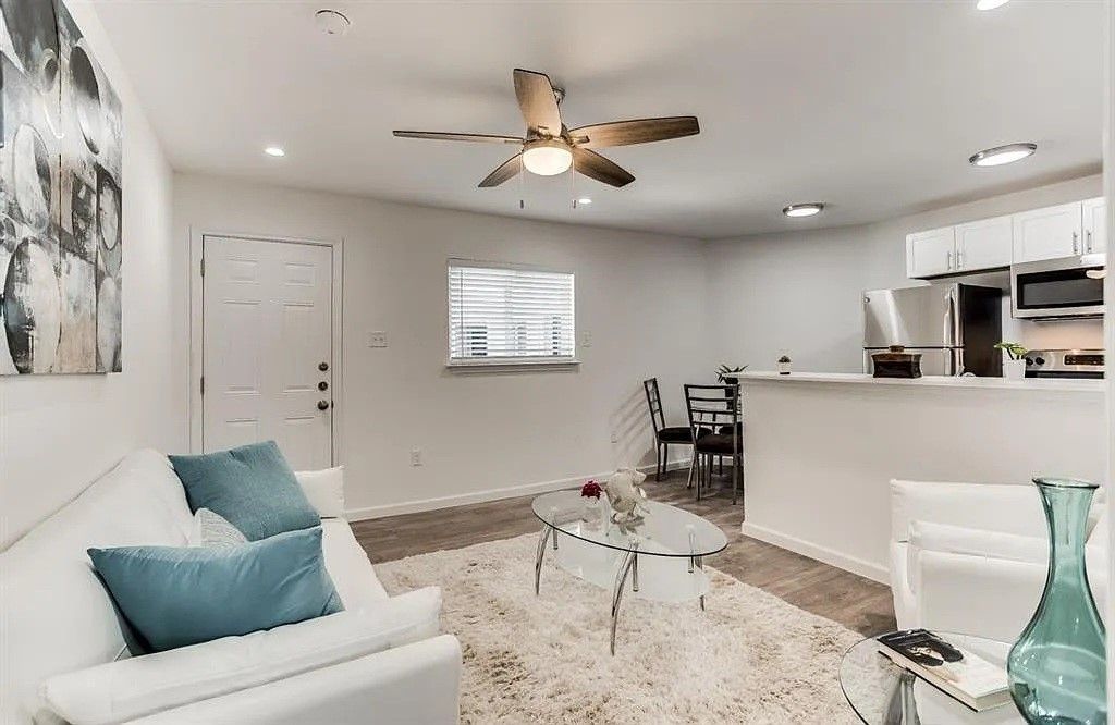 4919 San Jacinto Street 102, Dallas, TX 75206