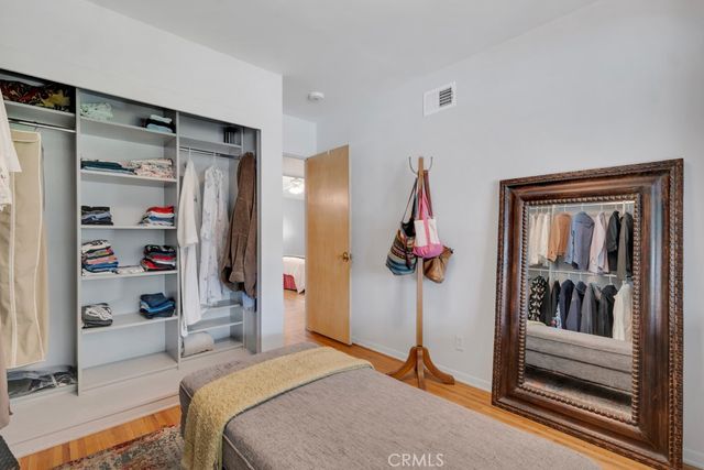 8367 Garden Grove, Northridge, CA 91325
