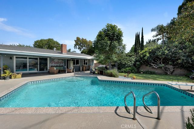 8367 Garden Grove, Northridge, CA 91325