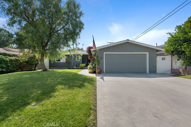 8367 Garden Grove, Northridge, CA 91325
