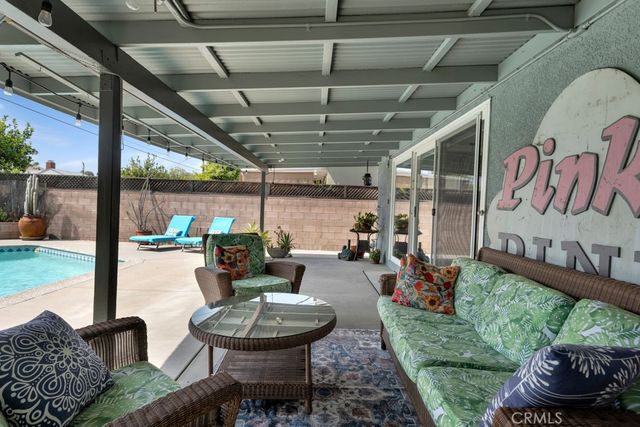 8367 Garden Grove, Northridge, CA 91325
