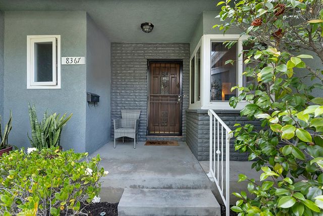 8367 Garden Grove, Northridge, CA 91325