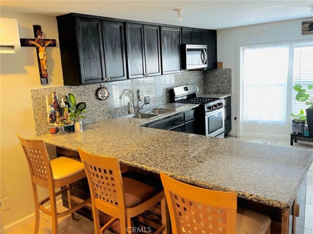 3255 E Avenue R 90, Palmdale, CA 93550