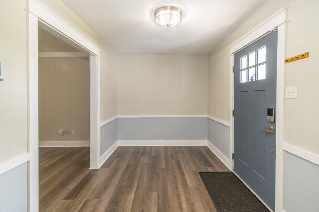 2302 38th Avenue N, Texas City, TX 77590