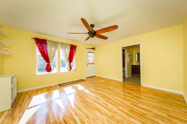 8 Cross Street, Mayflower, AR 72106