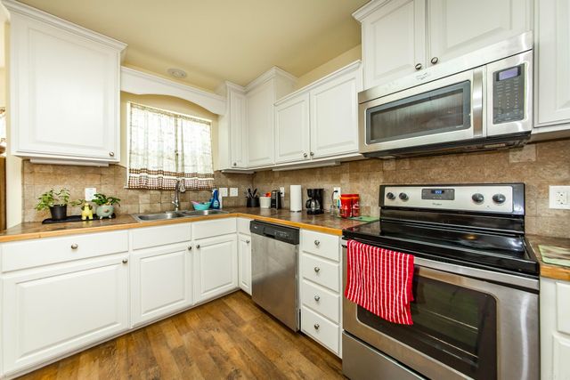 8 Cross Street, Mayflower, AR 72106