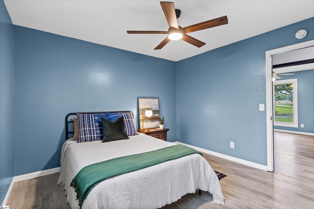 1302 Wham Lawn Road, Gray Court, SC 29645
