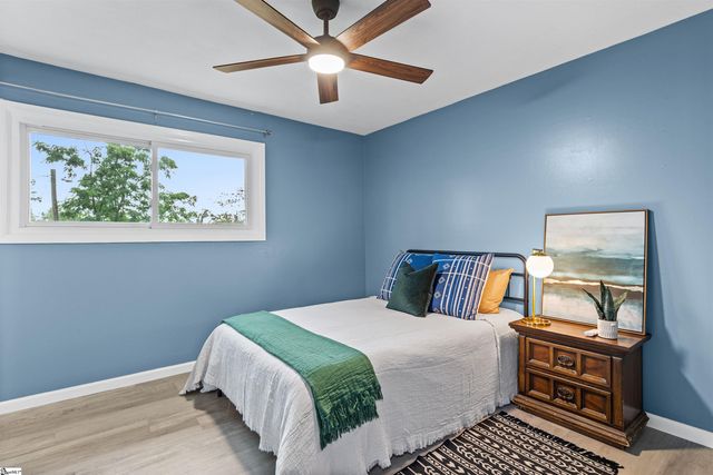 1302 Wham Lawn Road, Gray Court, SC 29645