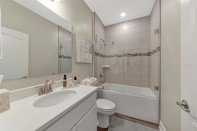 2105 CITRUS BREEZE DRIVE, Bradenton, FL 34208