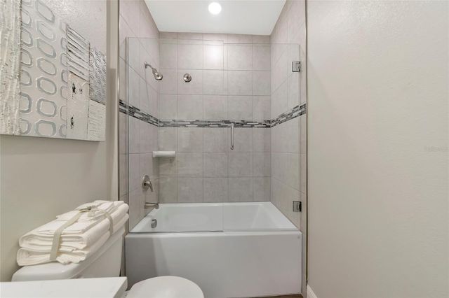 2105 CITRUS BREEZE DRIVE, Bradenton, FL 34208