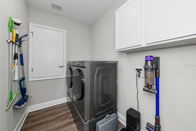 2105 CITRUS BREEZE DRIVE, Bradenton, FL 34208