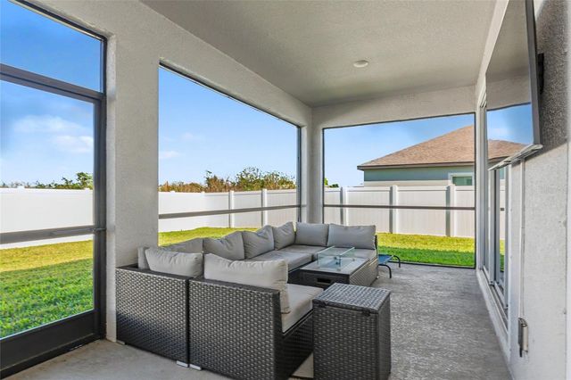 2105 CITRUS BREEZE DRIVE, Bradenton, FL 34208