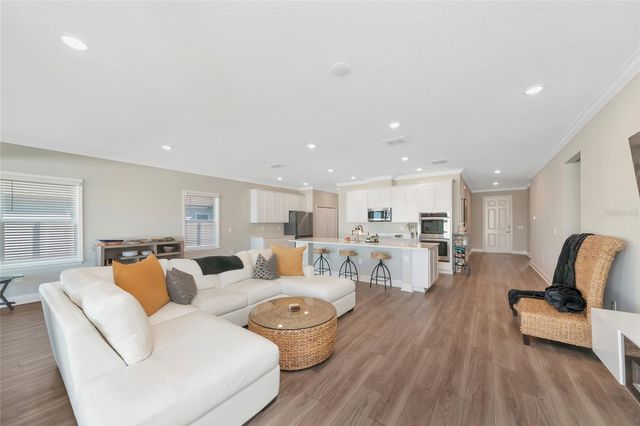 2105 CITRUS BREEZE DRIVE, Bradenton, FL 34208