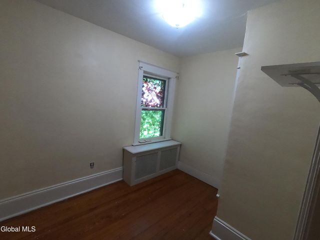 14 Bleeker Avenue, Troy, NY 12180