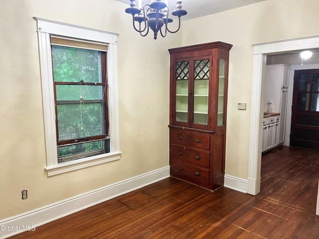 14 Bleeker Avenue, Troy, NY 12180
