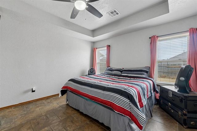 616 Madeline Lane, Moore, OK 73160