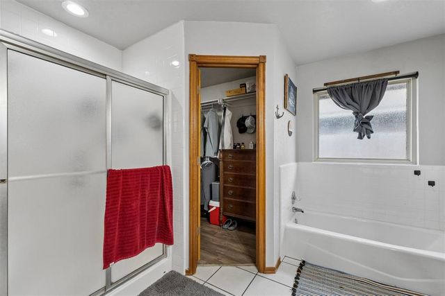 616 Madeline Lane, Moore, OK 73160