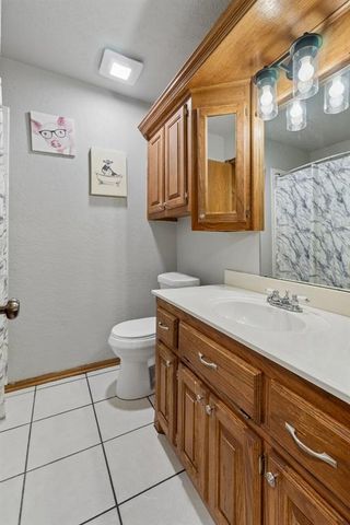 616 Madeline Lane, Moore, OK 73160