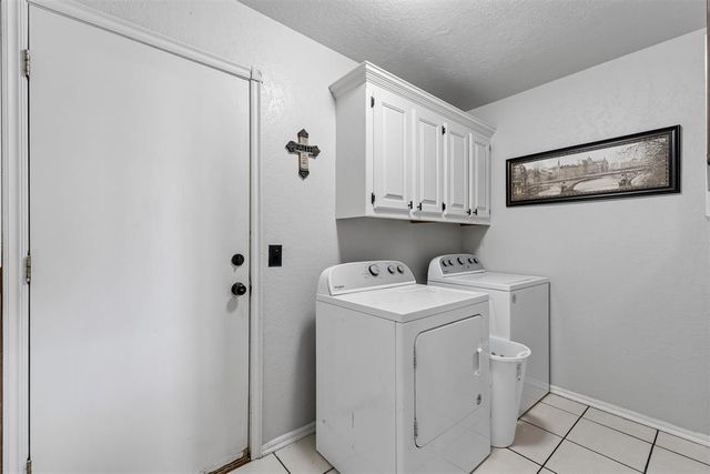 616 Madeline Lane, Moore, OK 73160