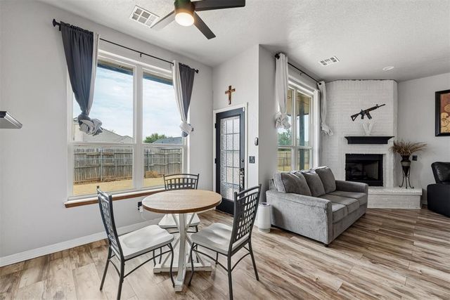 616 Madeline Lane, Moore, OK 73160
