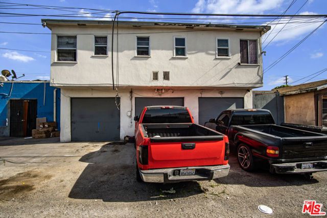 8219 S Central Avenue, Los Angeles, CA 90001