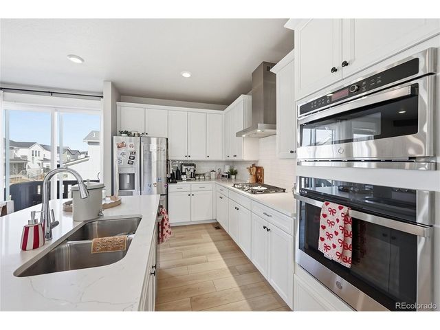 7283 Goldbloom Ln, Littleton, CO 80125