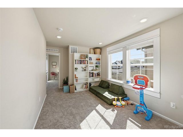 7283 Goldbloom Ln, Littleton, CO 80125