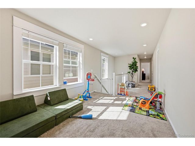 7283 Goldbloom Ln, Littleton, CO 80125