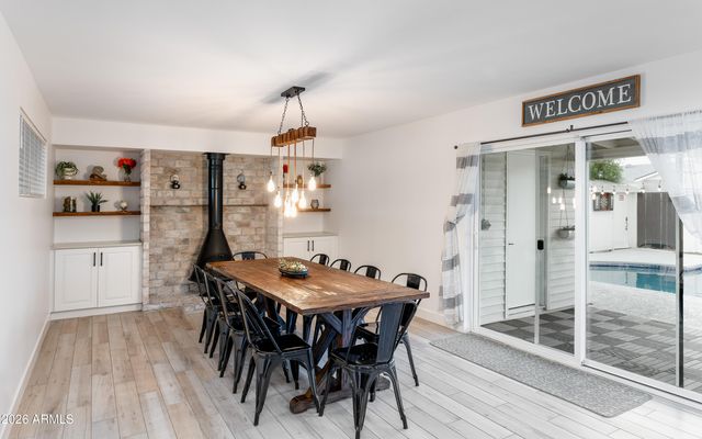 7302 E PORTLAND Street, Scottsdale, AZ 85257