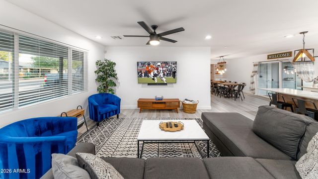 7302 E PORTLAND Street, Scottsdale, AZ 85257