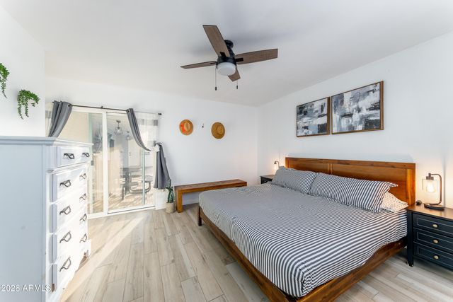 7302 E PORTLAND Street, Scottsdale, AZ 85257
