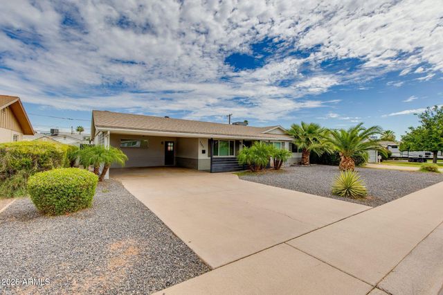7302 E PORTLAND Street, Scottsdale, AZ 85257