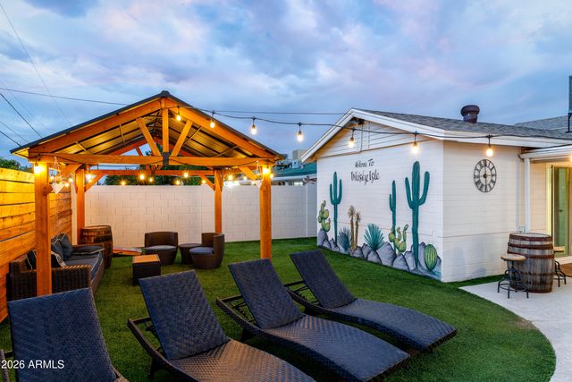 7302 E PORTLAND Street, Scottsdale, AZ 85257