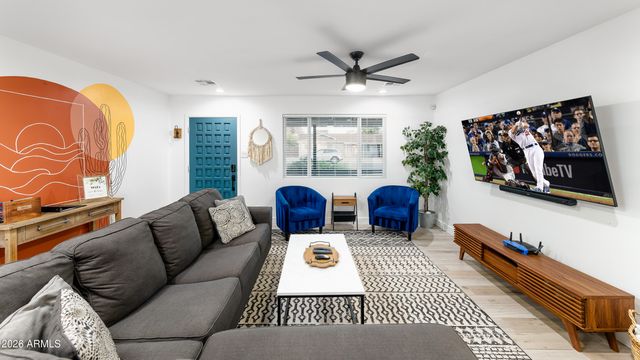7302 E PORTLAND Street, Scottsdale, AZ 85257