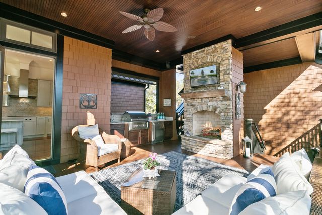 54 Watroo Point, Charleston, SC 29492