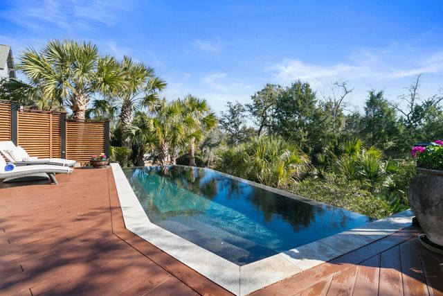 54 Watroo Point, Charleston, SC 29492