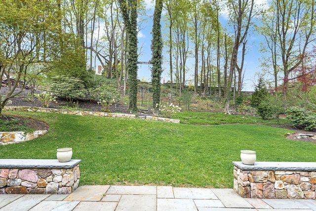 21 Fernway, Winchester, MA 01890