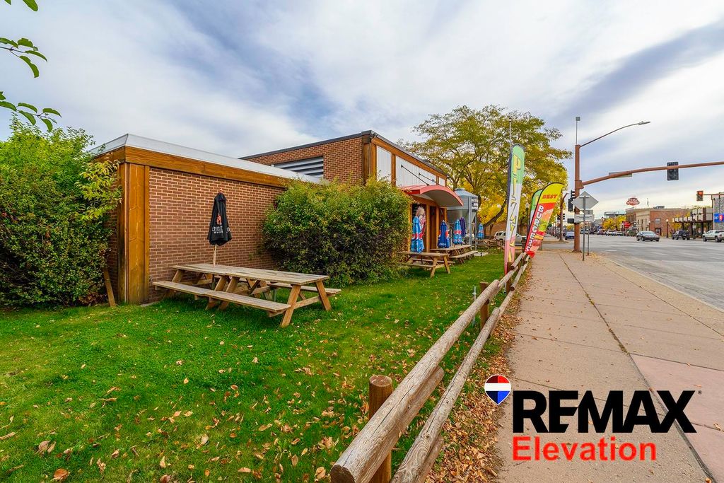 1057 Sheridan Ave, Cody, WY 82414 photo 11