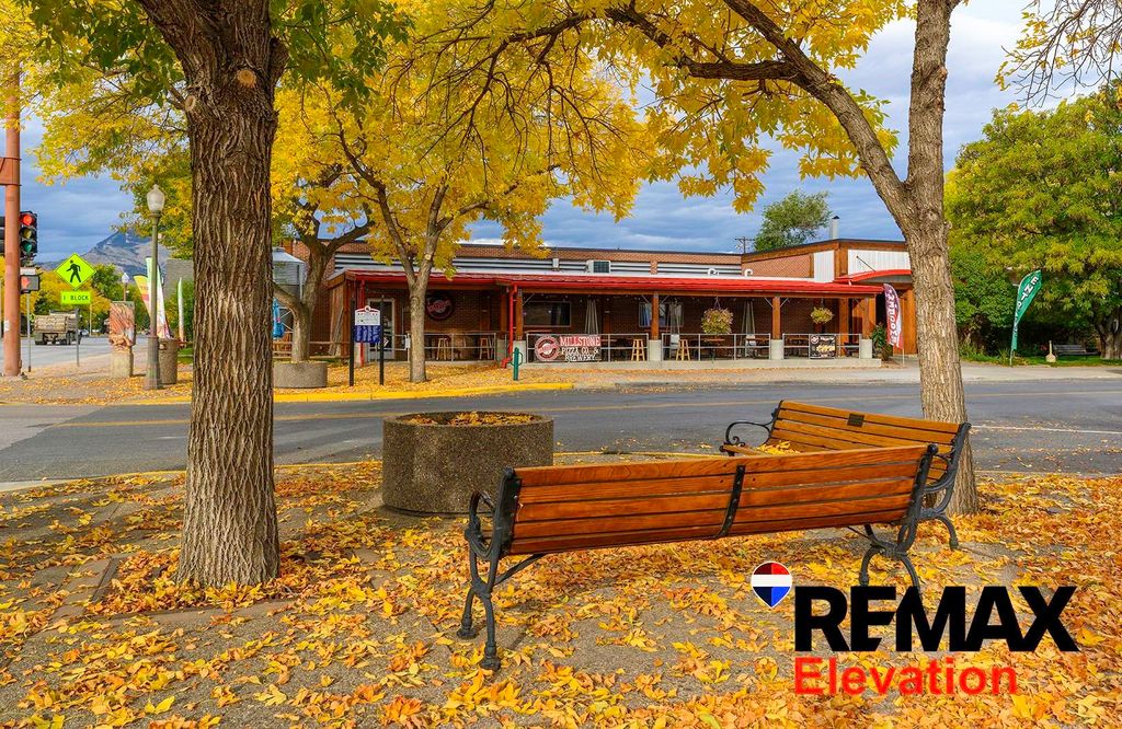 1057 Sheridan Ave, Cody, WY 82414 photo 4