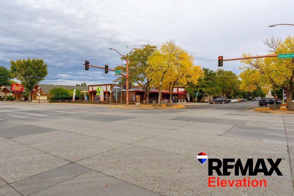 1057 Sheridan Ave, Cody, WY 82414 photo 7