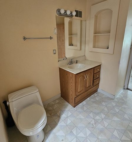 1307 Winthrop Lane, Rockford, IL 61107