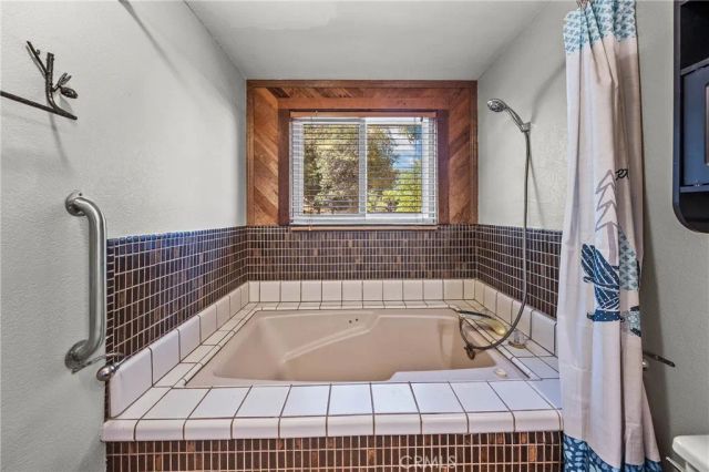7847 Evergreen Drive, Kelseyville, CA 95451