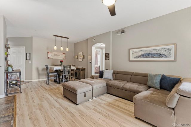 1691 W Canal Circle 1117, Littleton, CO 80120